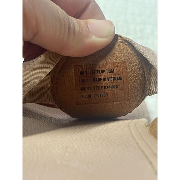 FitFlop Women’s Sandals – Metallic Bronze Flip Flop Sandals – Size US 7 / EU 38 - Picture 12 of 12